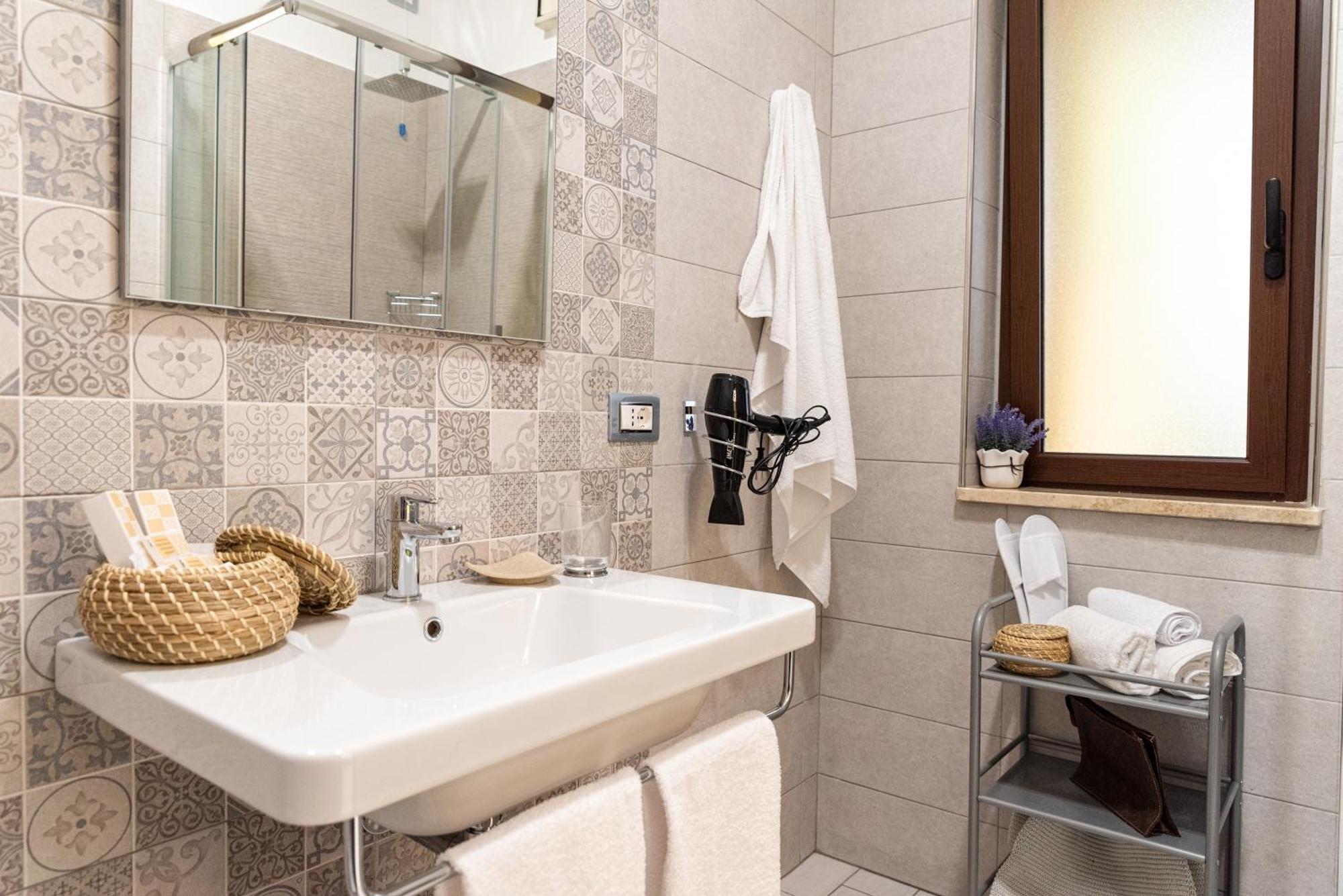 Cilento Suite - Vinarte B&B Agropoli Kültér fotó